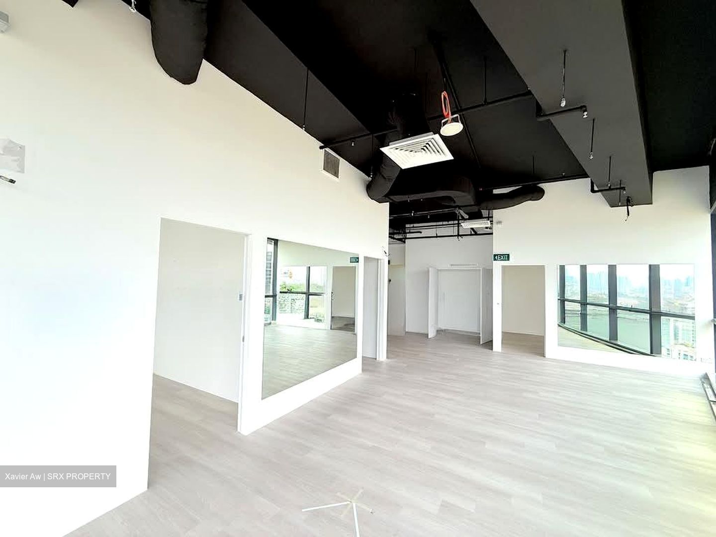 Woods Square (D25), Office #572978851